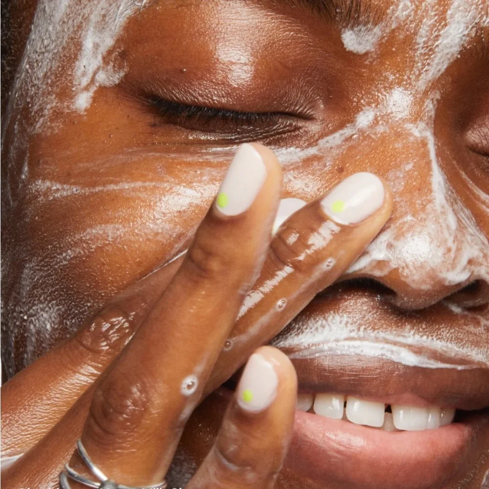 Milk Makeup Vegan Milk Cleanser Mini + MILK MAKEUP
Hydro Grip Primer Travel Size - Picture 5 of 12